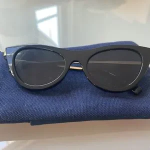 Accessories | Le Specs Enchantress In Black Smoke | Poshmark display picture 1